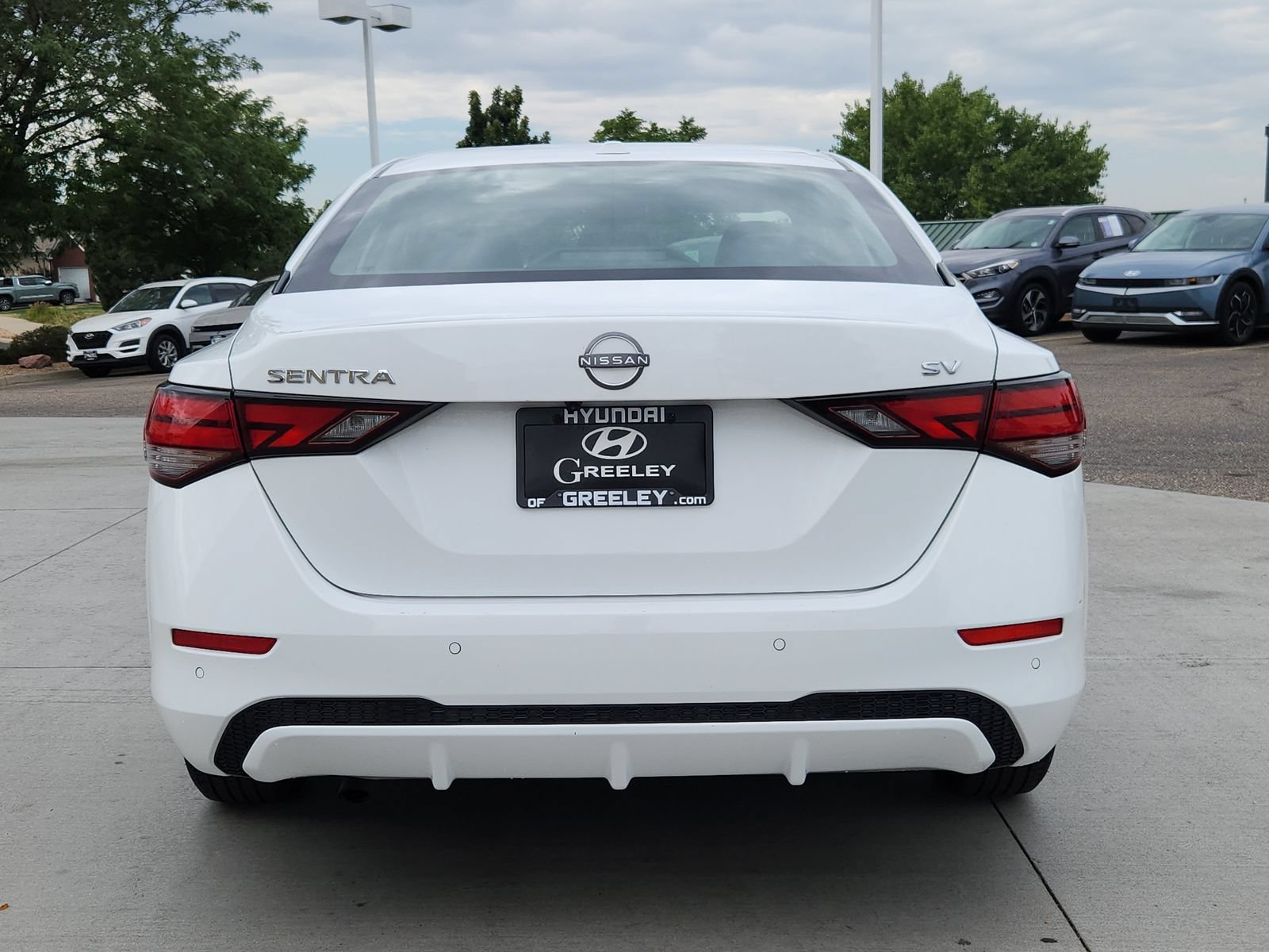 Used 2024 Nissan Sentra SV FWD image 4