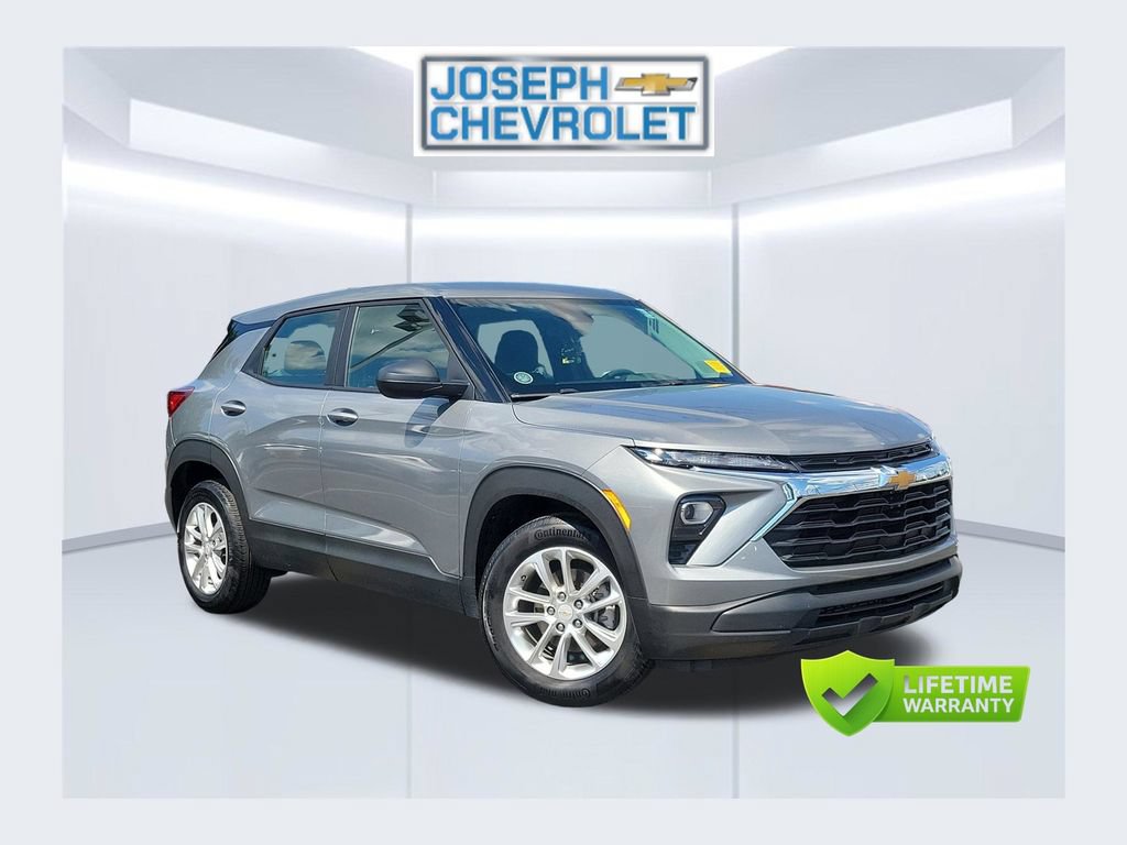 Used 2025 Chevrolet TrailBlazer LS w/ LS Confidence Package FWD 360° Tour