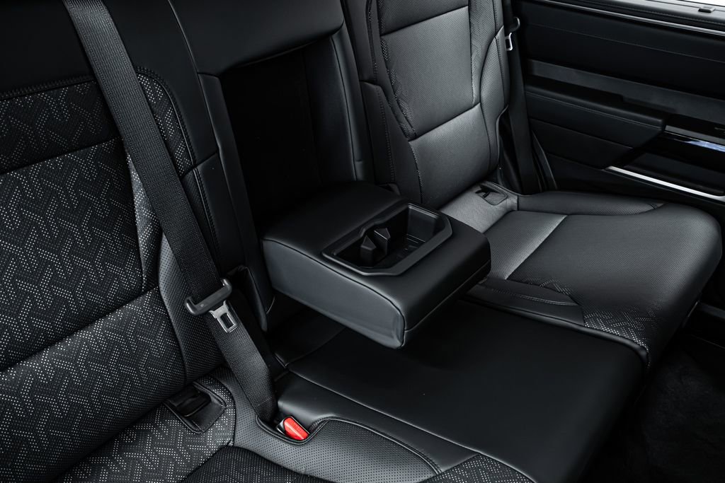 Used 2025 Toyota Sequoia Limited w/ TRD Off-Road Package image 24