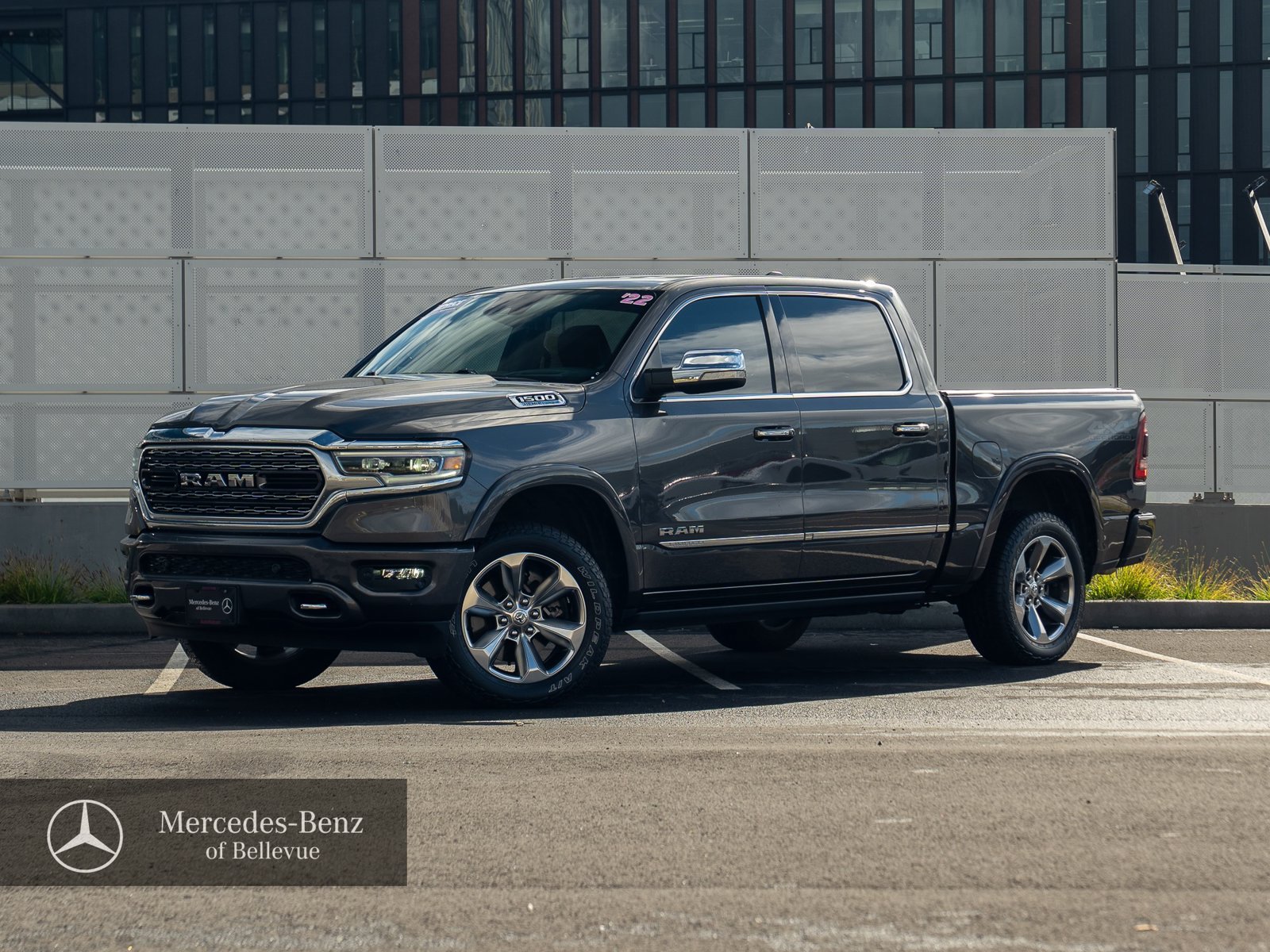 Used 2022 RAM 1500 Limited AWD/4WD image 1