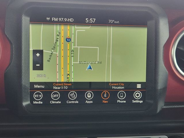 Used 2022 Jeep Gladiator Rubicon w/ Cold Weather Group AWD/4WD image 15