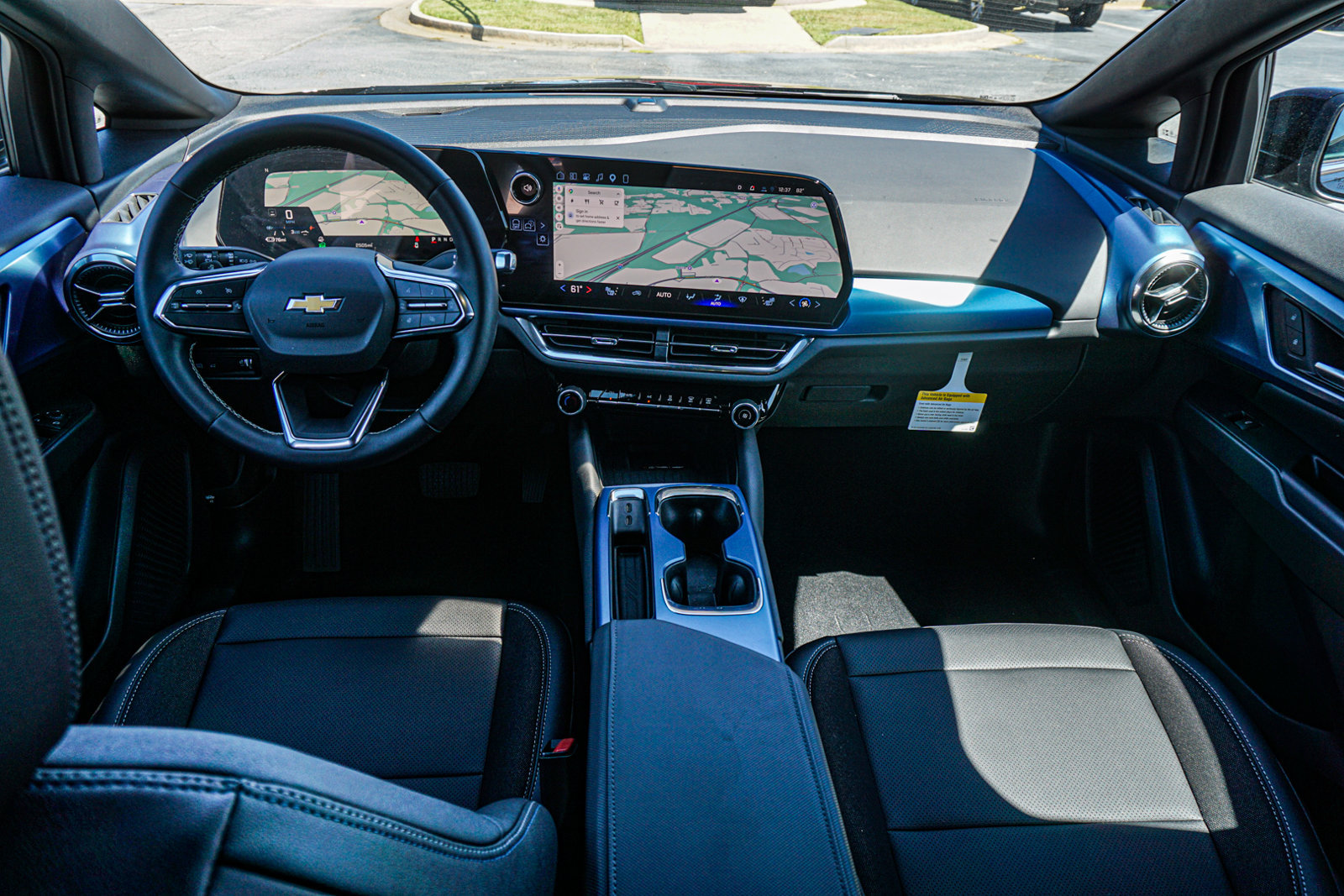 New 2026 Chevrolet Equinox EV LT FWD image 21