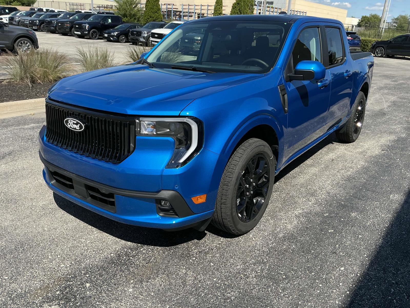 New 2025 Ford Maverick Lobo