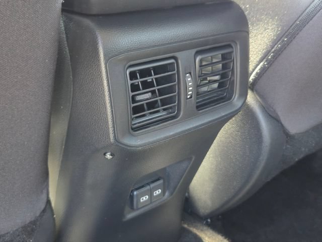 Used 2022 Toyota RAV4 XLE w/ Convenience Package FWD image 14
