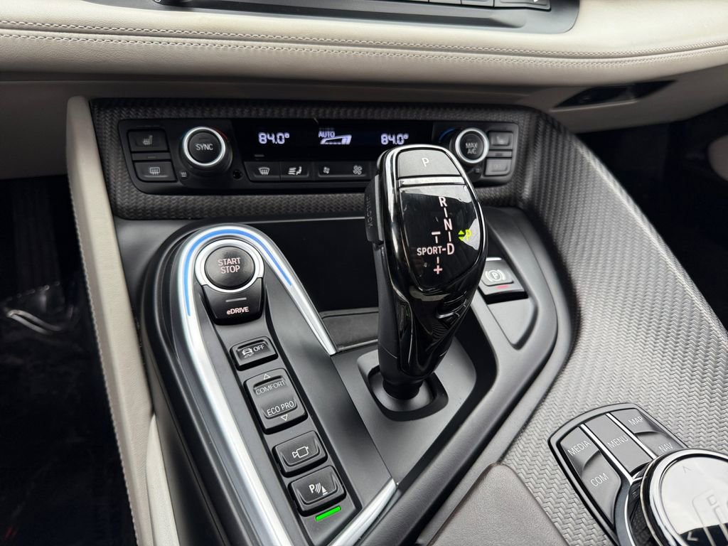 Used 2019 BMW i8 Coupe image 17