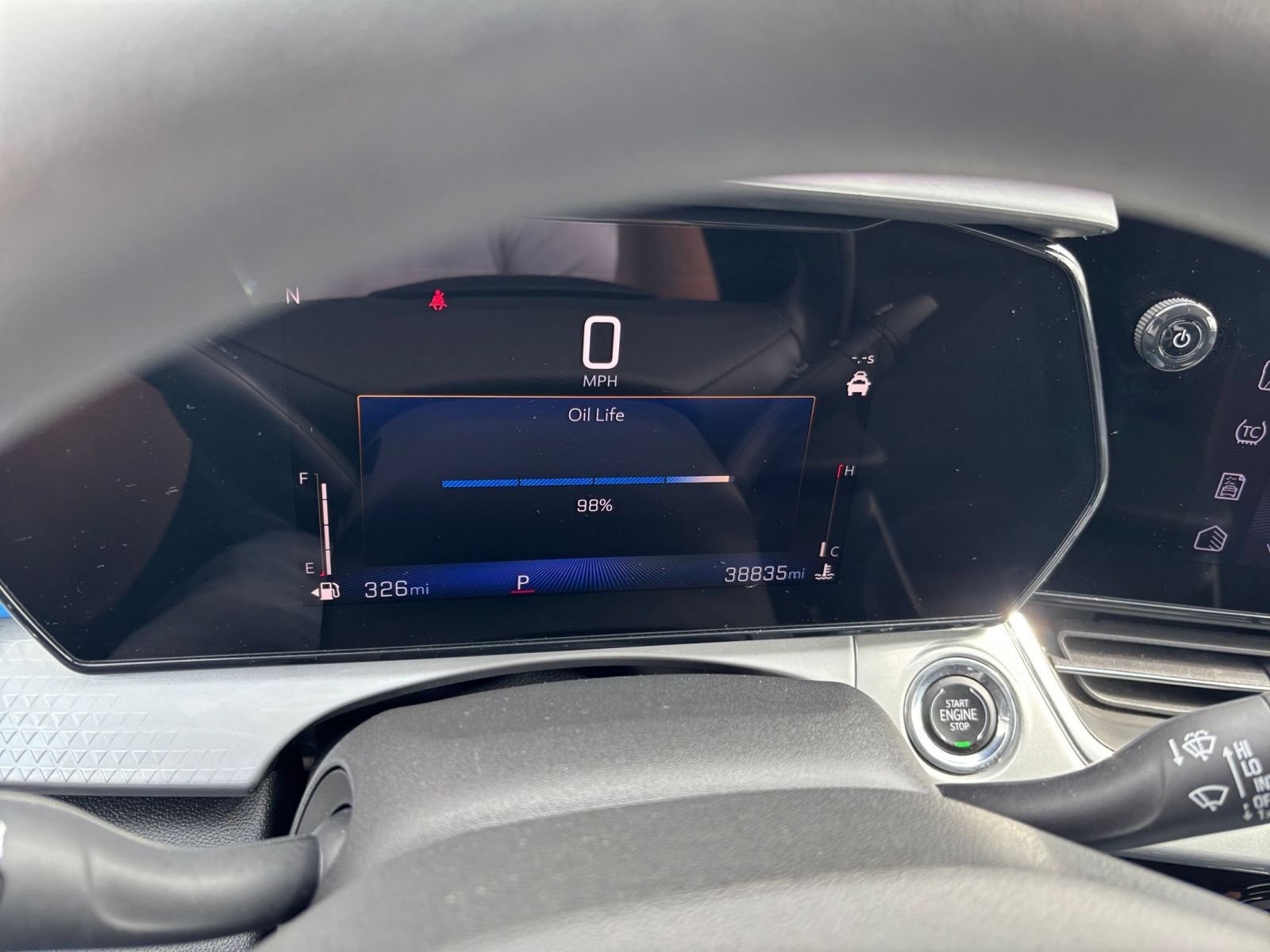 Used 2025 Chevrolet Trax LT FWD image 38