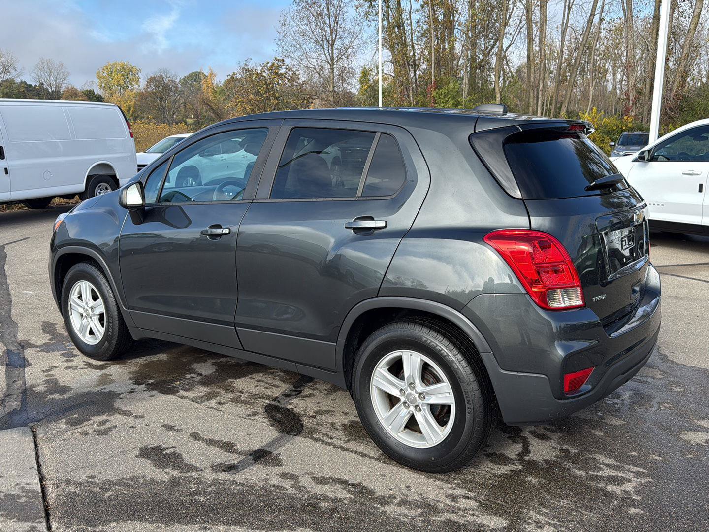 Used 2020 Chevrolet Trax LS w/ Tint and Cruise Package FWD image 4