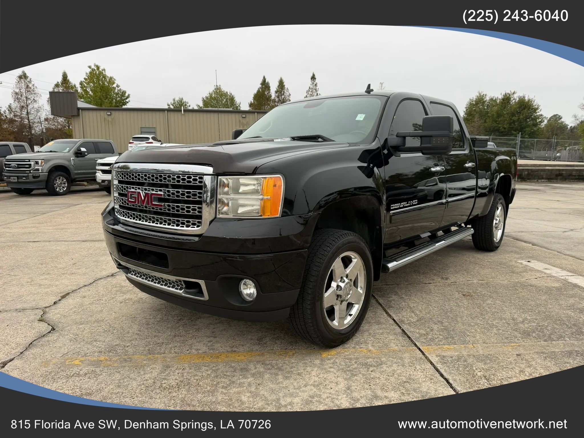 Used 2013 GMC Sierra 2500 Denali AWD/4WD image 1