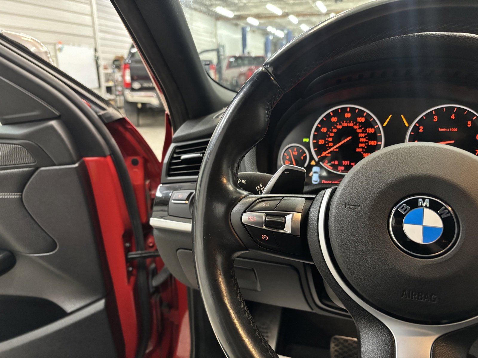 Used 2016 BMW X4 M40i image 14