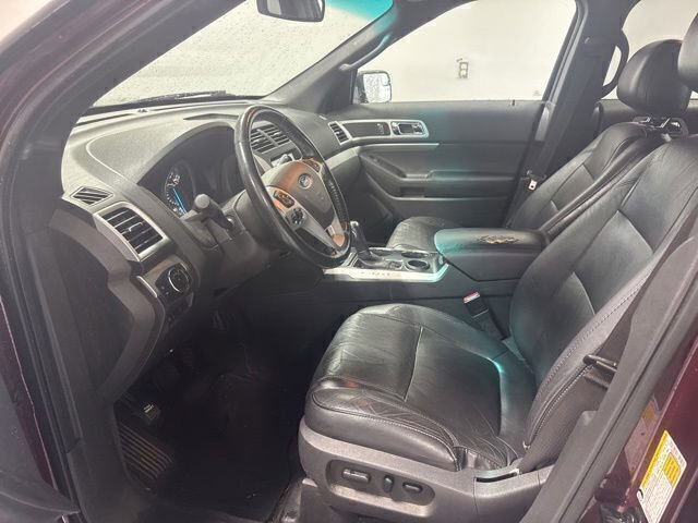 Used 2011 Ford Explorer XLT w/ 202A Rapid Spec Order Code FWD image 12