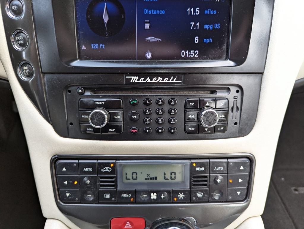 Used 2013 Maserati GranTurismo Convertible RWD image 23
