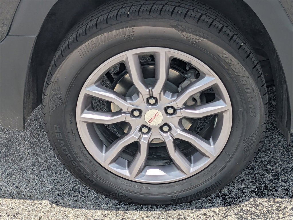 Used 2023 GMC Terrain SLT image 29