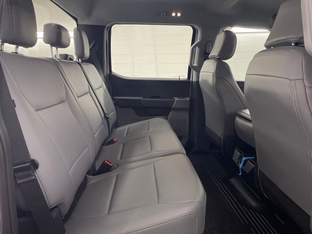 New 2026 Ford F250 XL w/ XL Chrome Package image 27