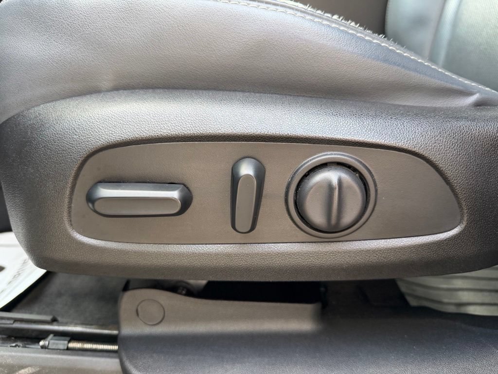 Certified 2019 Buick Enclave Premium w/ Trailering Package, 5000 lbs. FWD image 19
