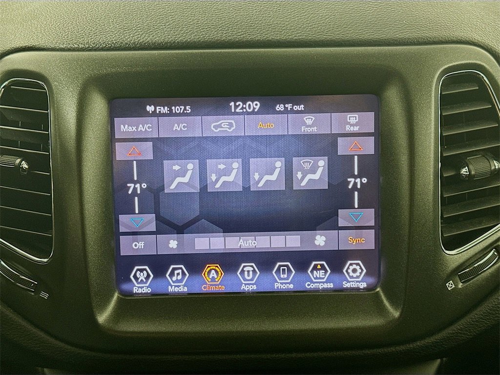 Used 2020 Jeep Compass Trailhawk image 18