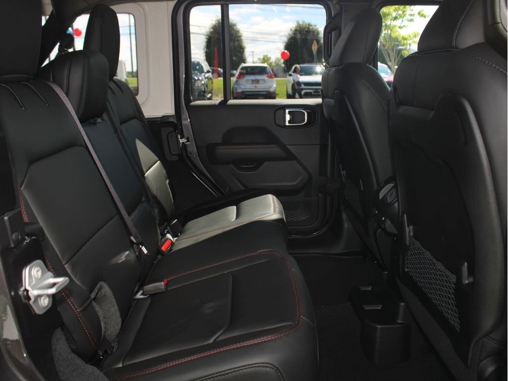 New 2025 Jeep Wrangler Unlimited Rubicon image 32