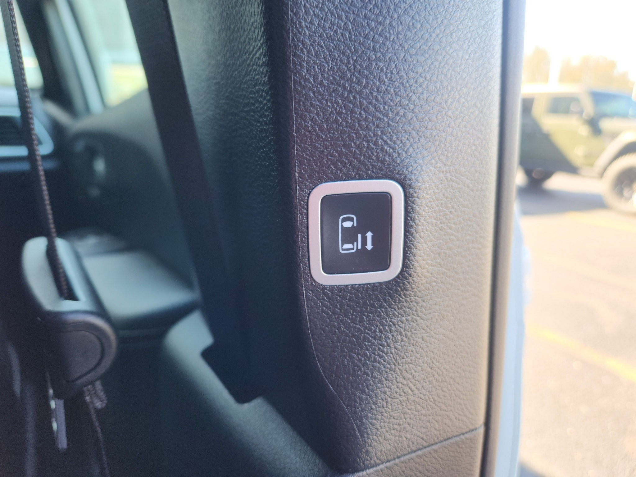 New 2026 Chrysler Voyager LX FWD image 47