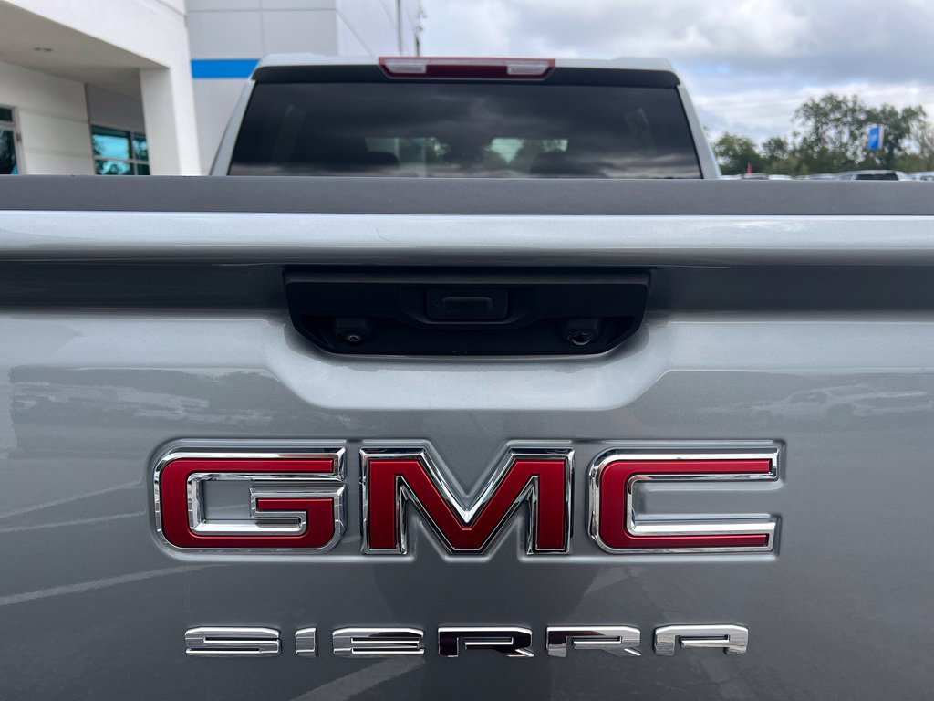 Used 2026 GMC Sierra 1500 SLE w/ X31 Off-Road Package AWD/4WD image 8