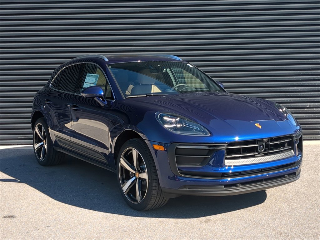 New 2026 Porsche Macan Base image 9