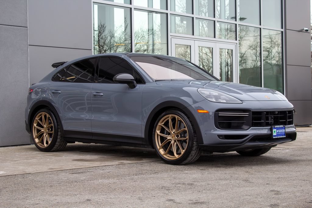 Used 2023 Porsche Cayenne Turbo GT AWD/4WD image 3