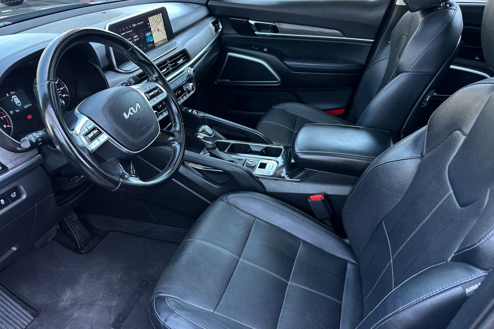 Used 2022 Kia Telluride EX w/ Towing Package image 9