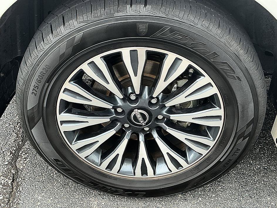 Used 2023 Nissan Armada SL w/ Midnight Edition Package AWD/4WD image 9