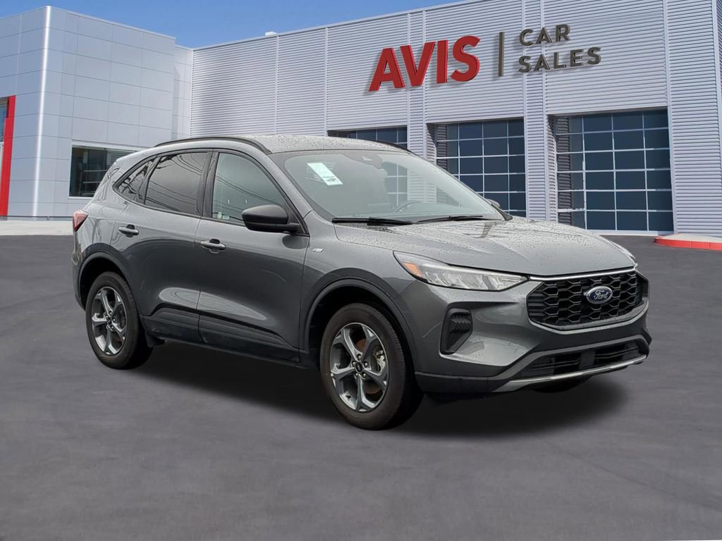 Used 2025 Ford Escape ST-Line image 3