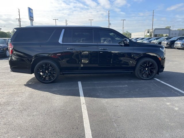 Used 2021 Chevrolet Suburban High Country image 9