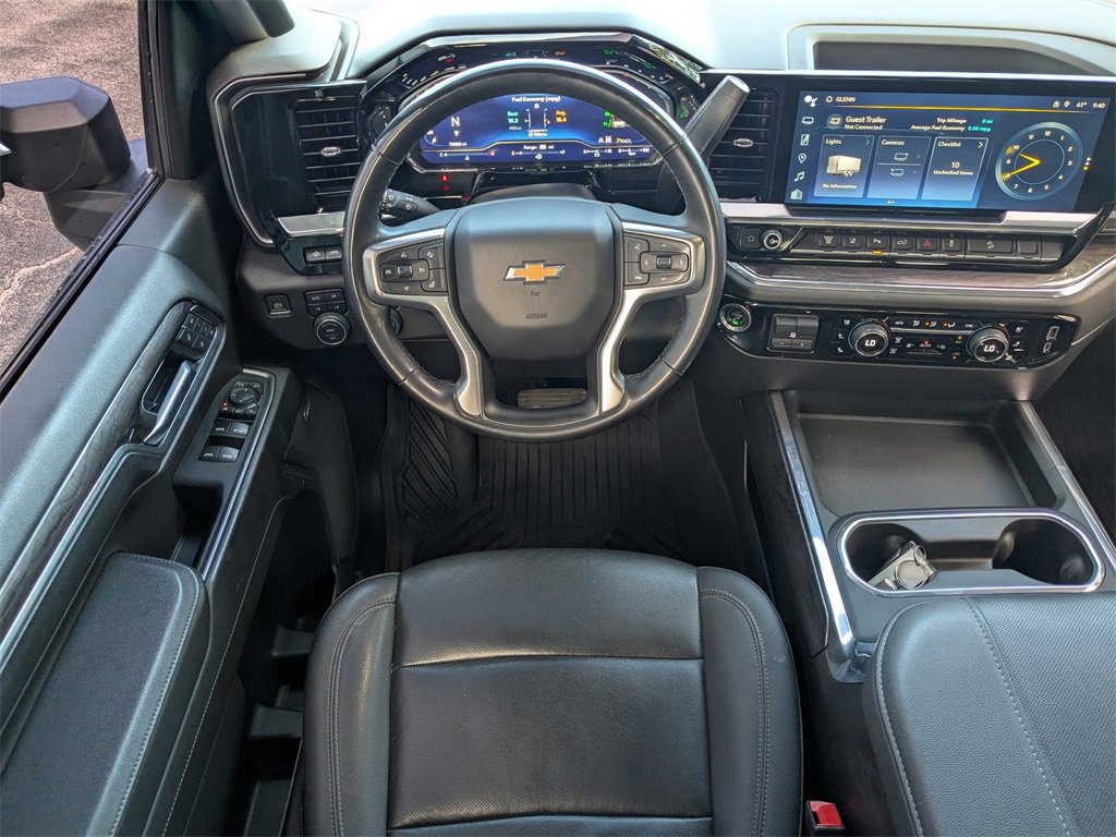 Used 2024 Chevrolet Silverado 2500 LTZ w/ LTZ Convenience Package image 16