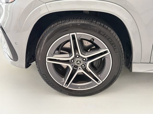 Used 2024 Mercedes-Benz GLS 450 4MATIC image 29