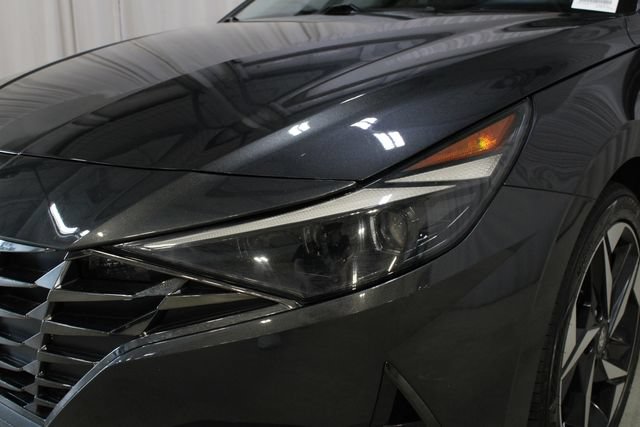 Used 2023 Hyundai Elantra Limited FWD image 36