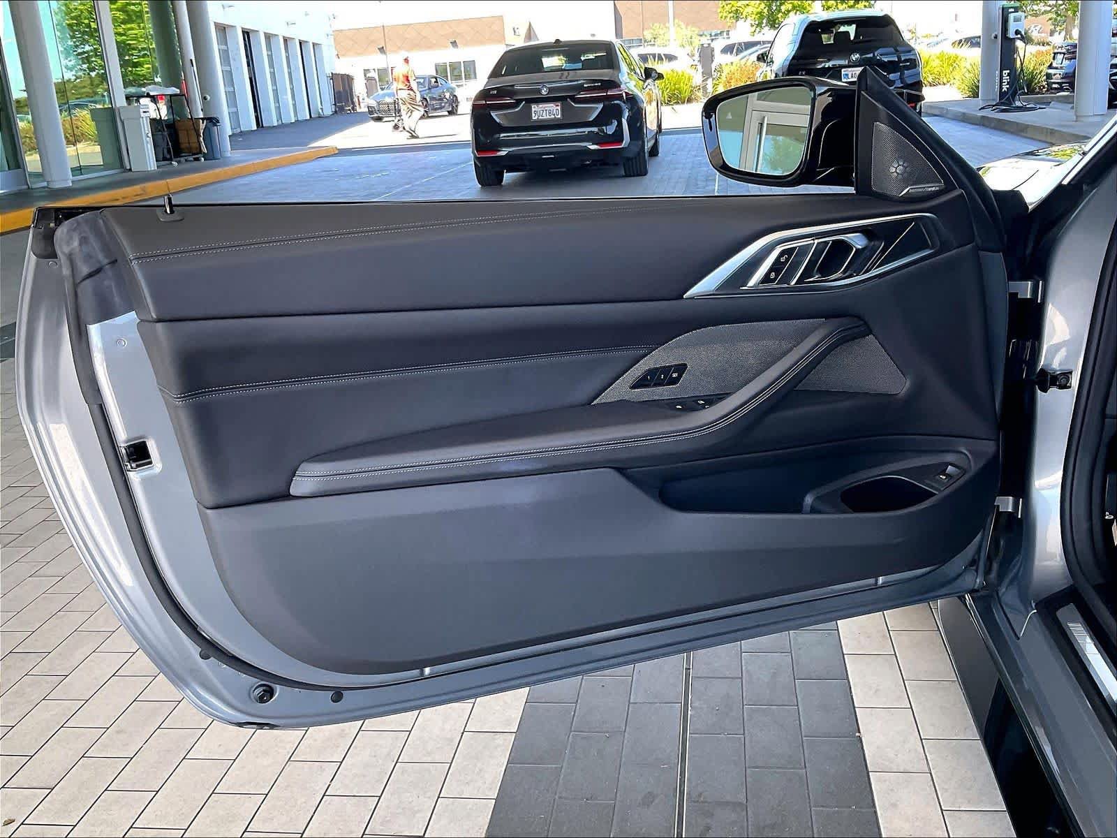 Used 2023 BMW M4 xDrive Competition w/ Executive Package AWD/4WD image 25