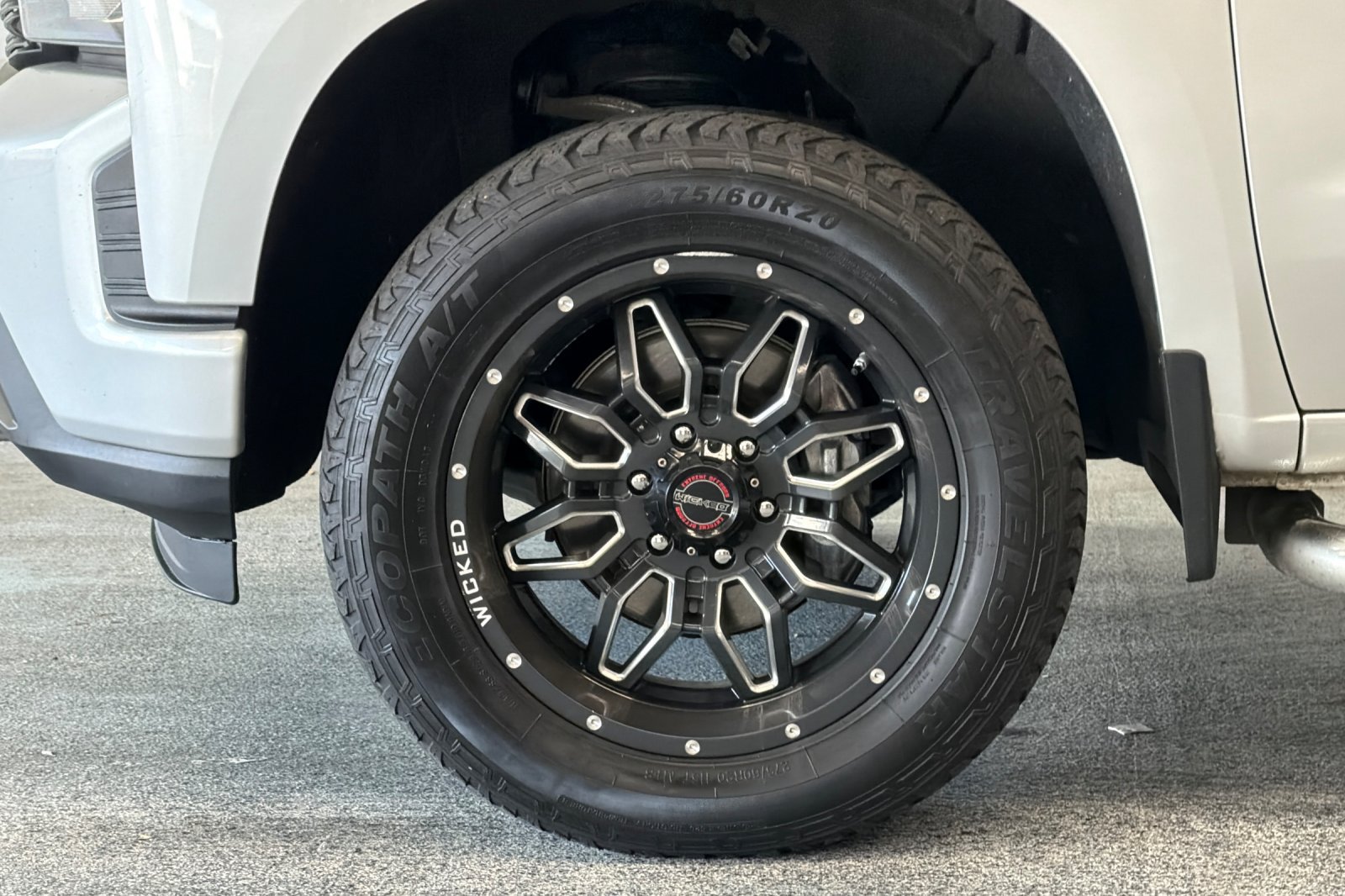 Used 2019 Chevrolet Silverado 1500 Custom w/ Custom Value Package AWD/4WD image 22