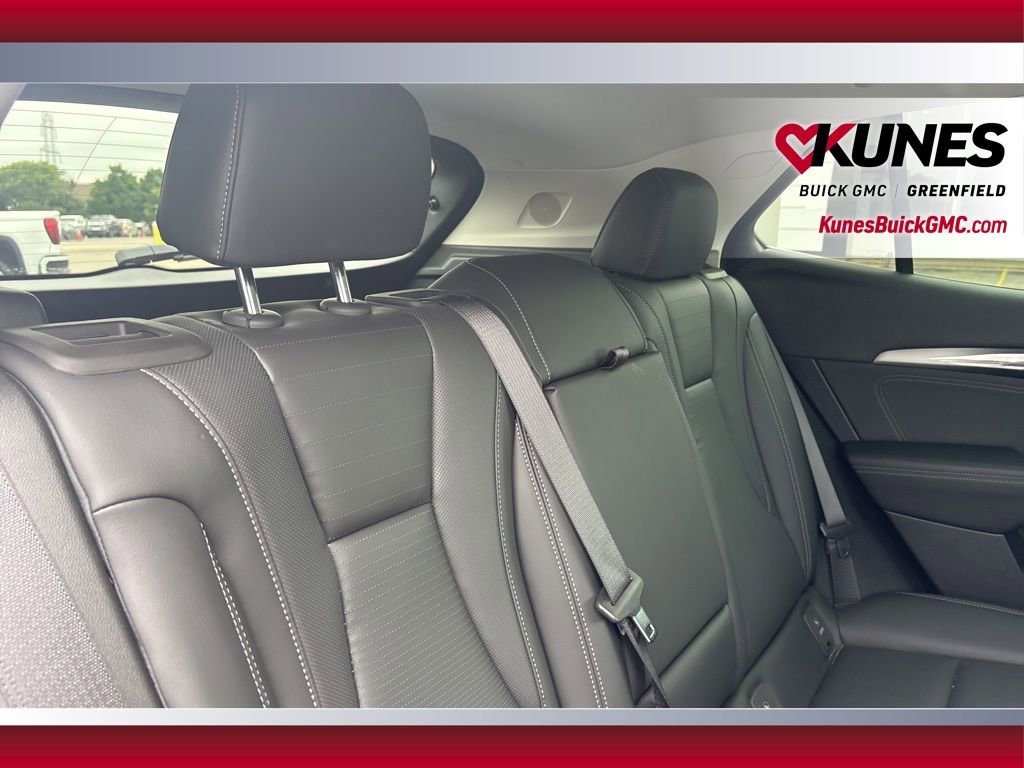 New 2025 Buick Envision Preferred image 43