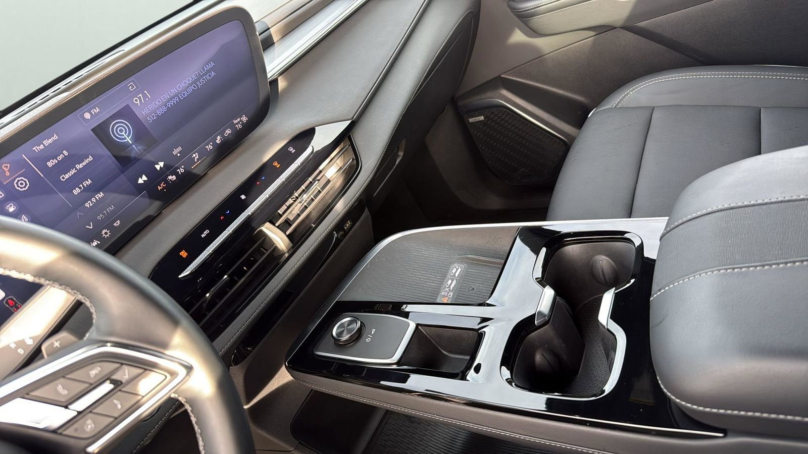 Used 2025 Buick Enclave Preferred image 21