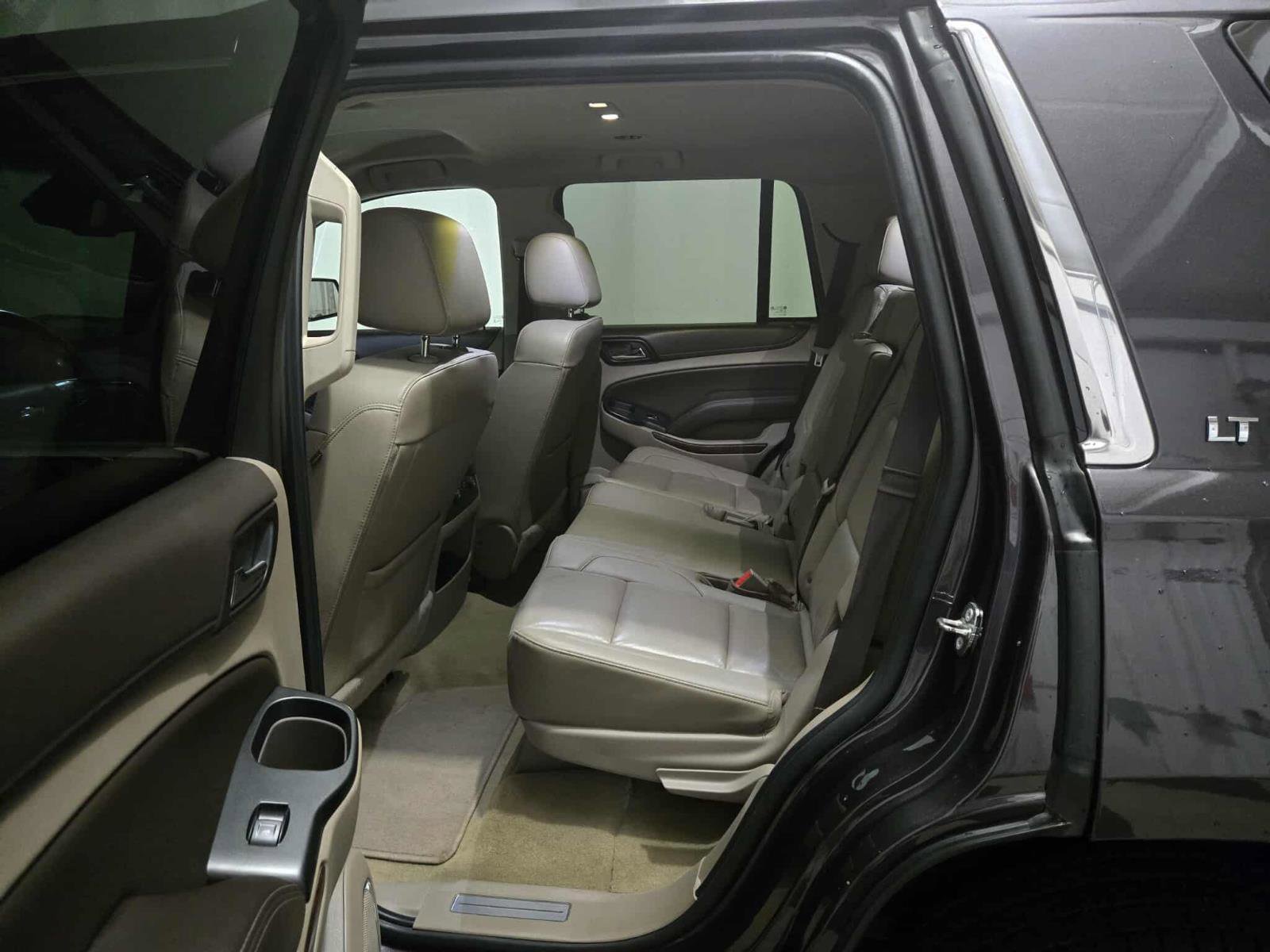 Used 2018 Chevrolet Tahoe LT image 16