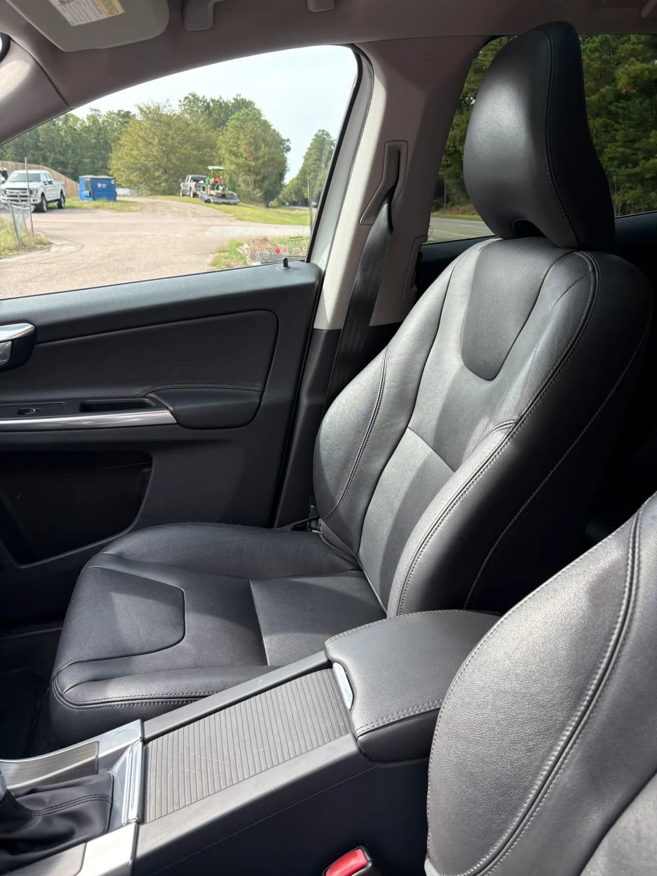 Used 2016 Volvo XC60 T6 Platinum AWD/4WD image 11