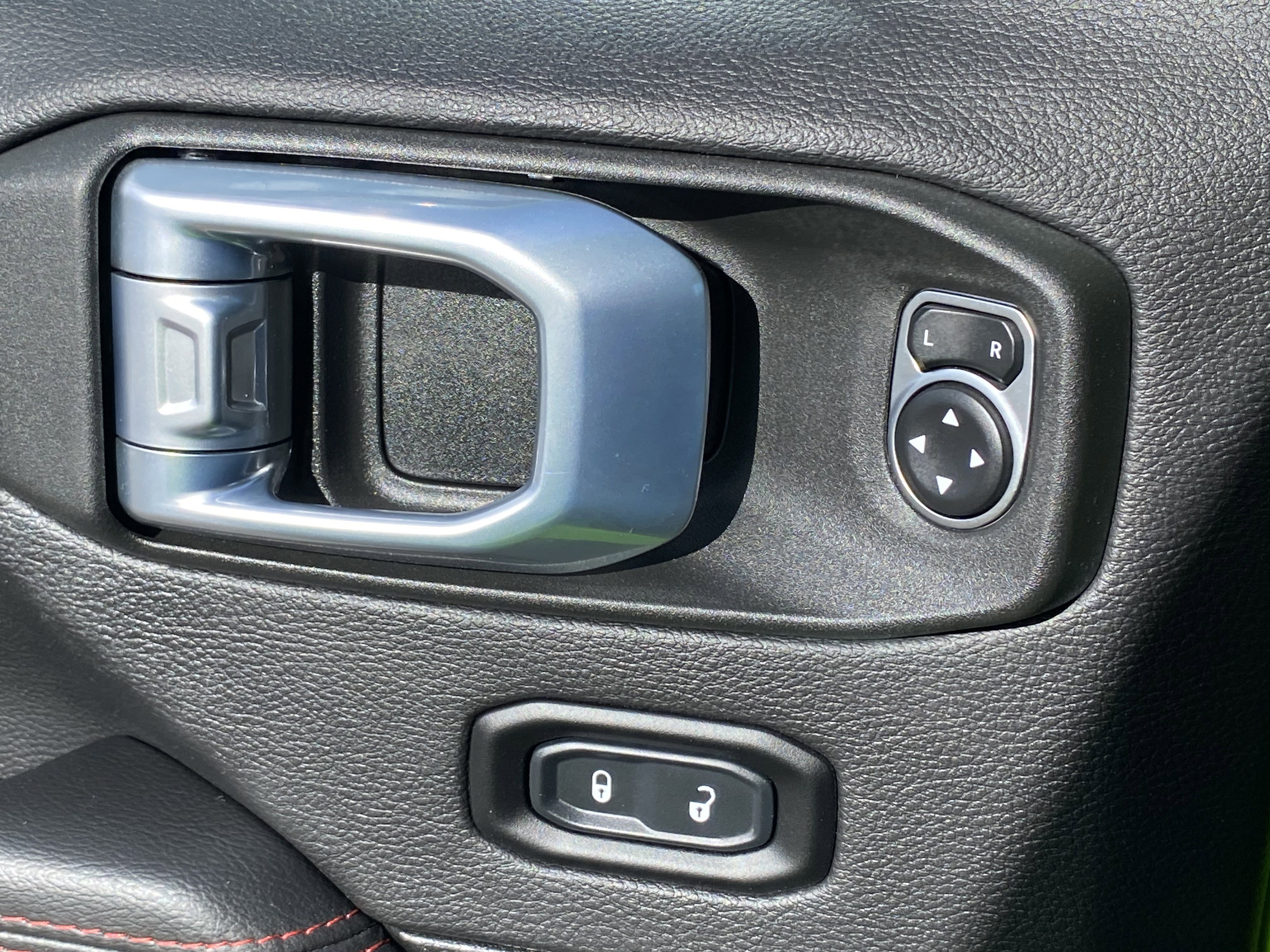 Used 2021 Jeep Gladiator Rubicon image 18