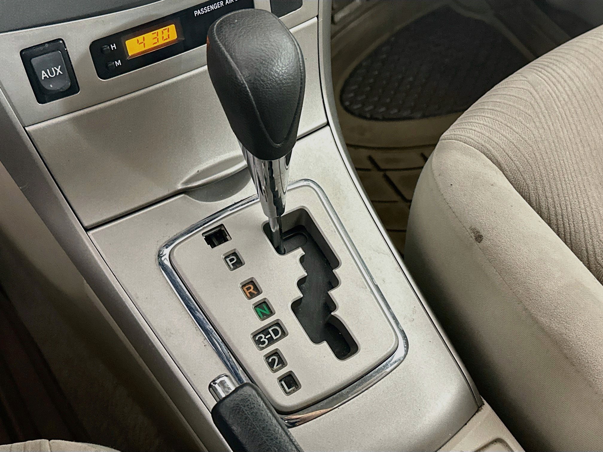 Used 2011 Toyota Corolla LE FWD image 23
