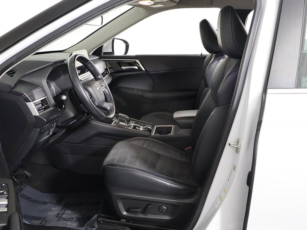 Used 2022 Mitsubishi Outlander SEL Black Edition image 26