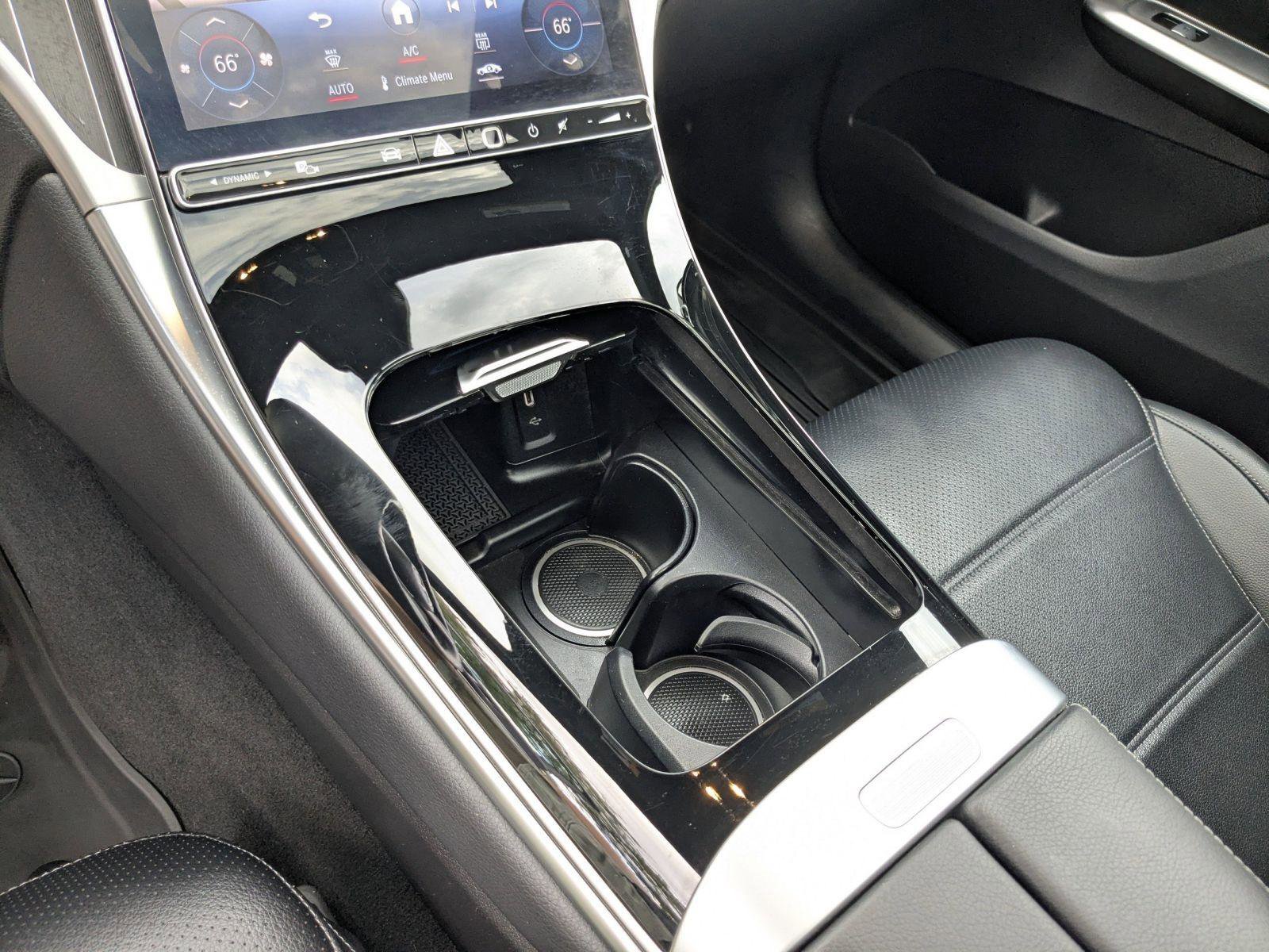Used 2024 Mercedes-Benz GLC 300 image 15