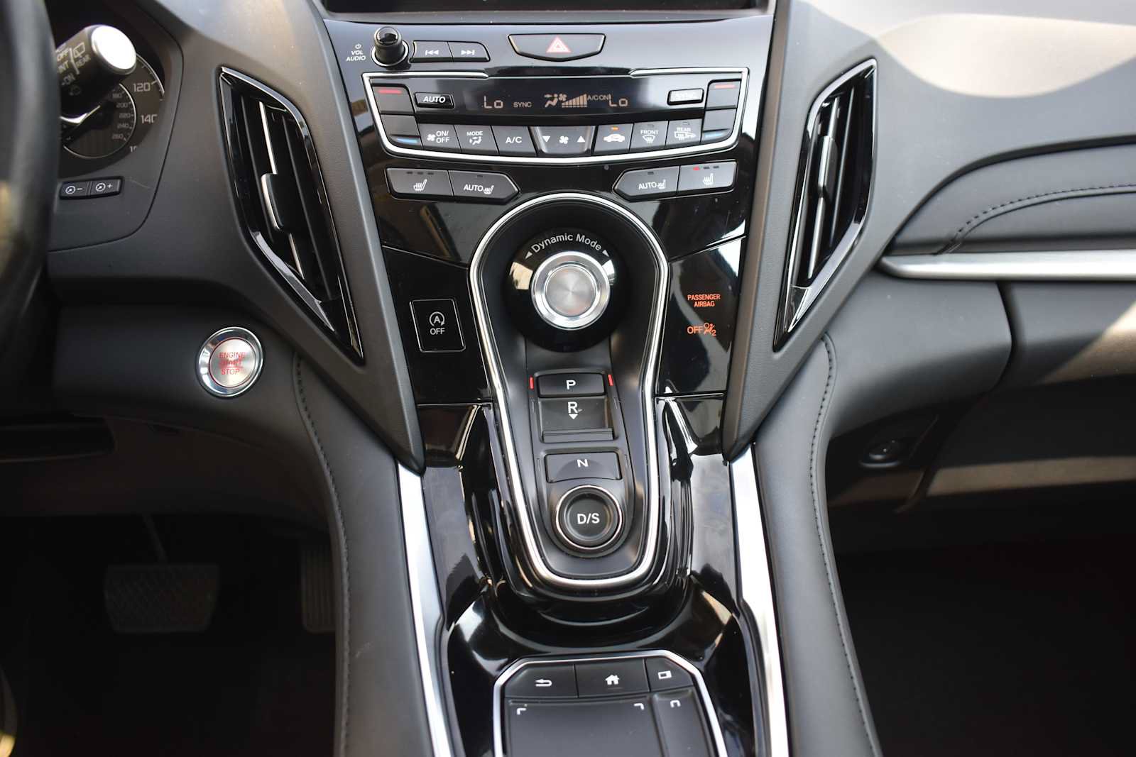 Used 2024 Acura RDX SH-AWD image 24