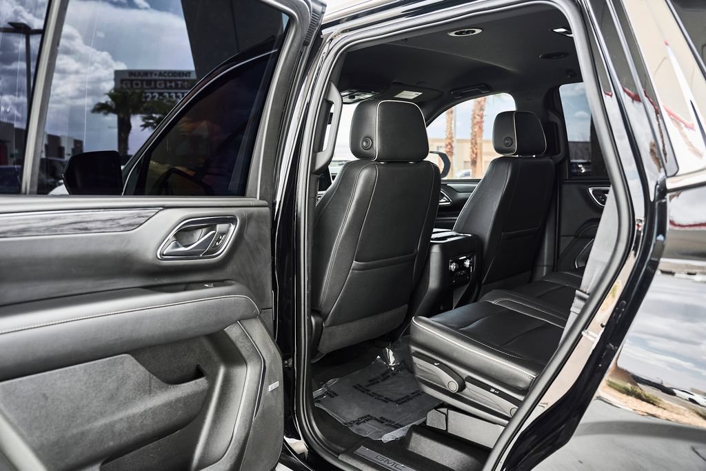 Used 2022 GMC Yukon SLT RWD image 11