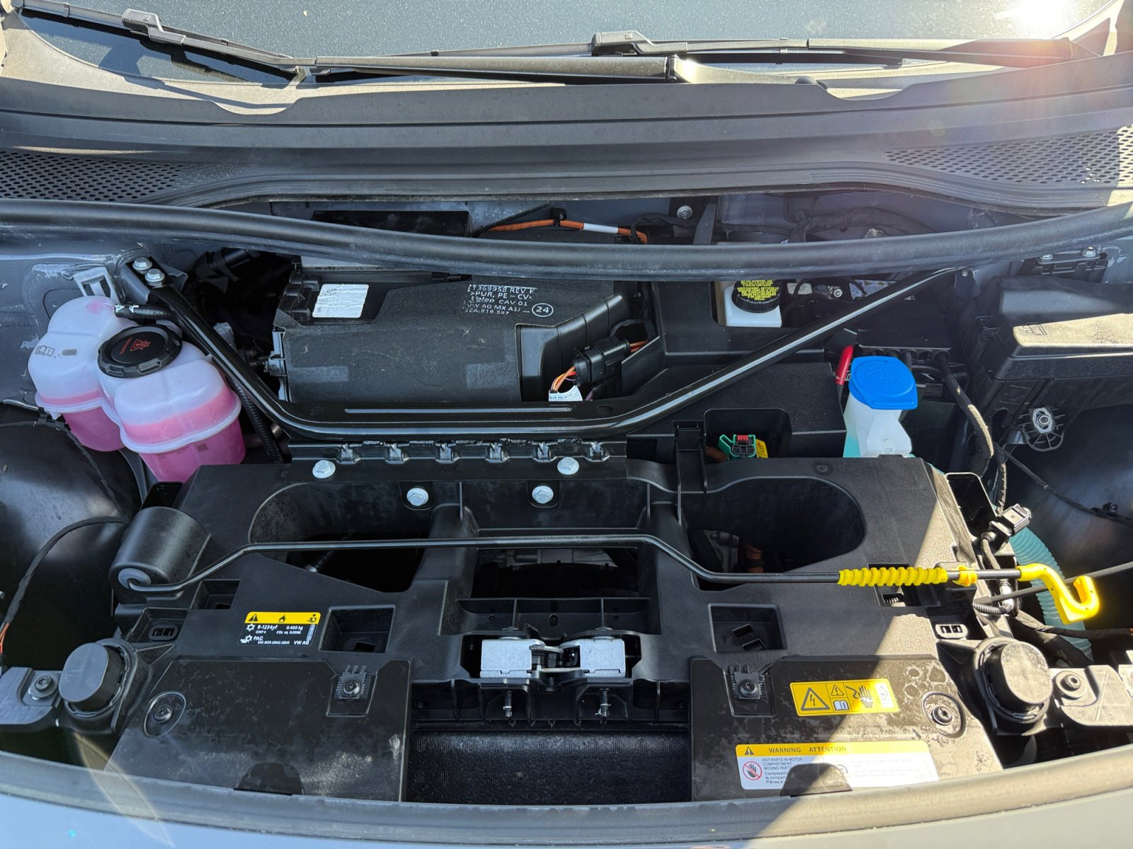 Certified 2024 Volkswagen ID.4 2WD image 20