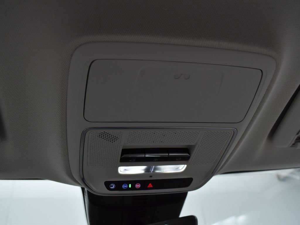 New 2026 GMC Acadia Denali w/ Super Cruise Package image 14