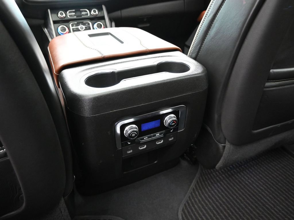 Used 2023 GMC Yukon Denali Ultimate image 27