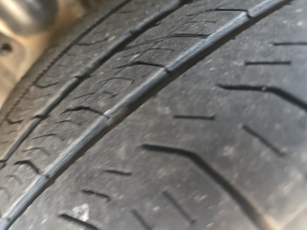 Used 2023 Nissan Versa S w/ Trunk Package FWD image 28