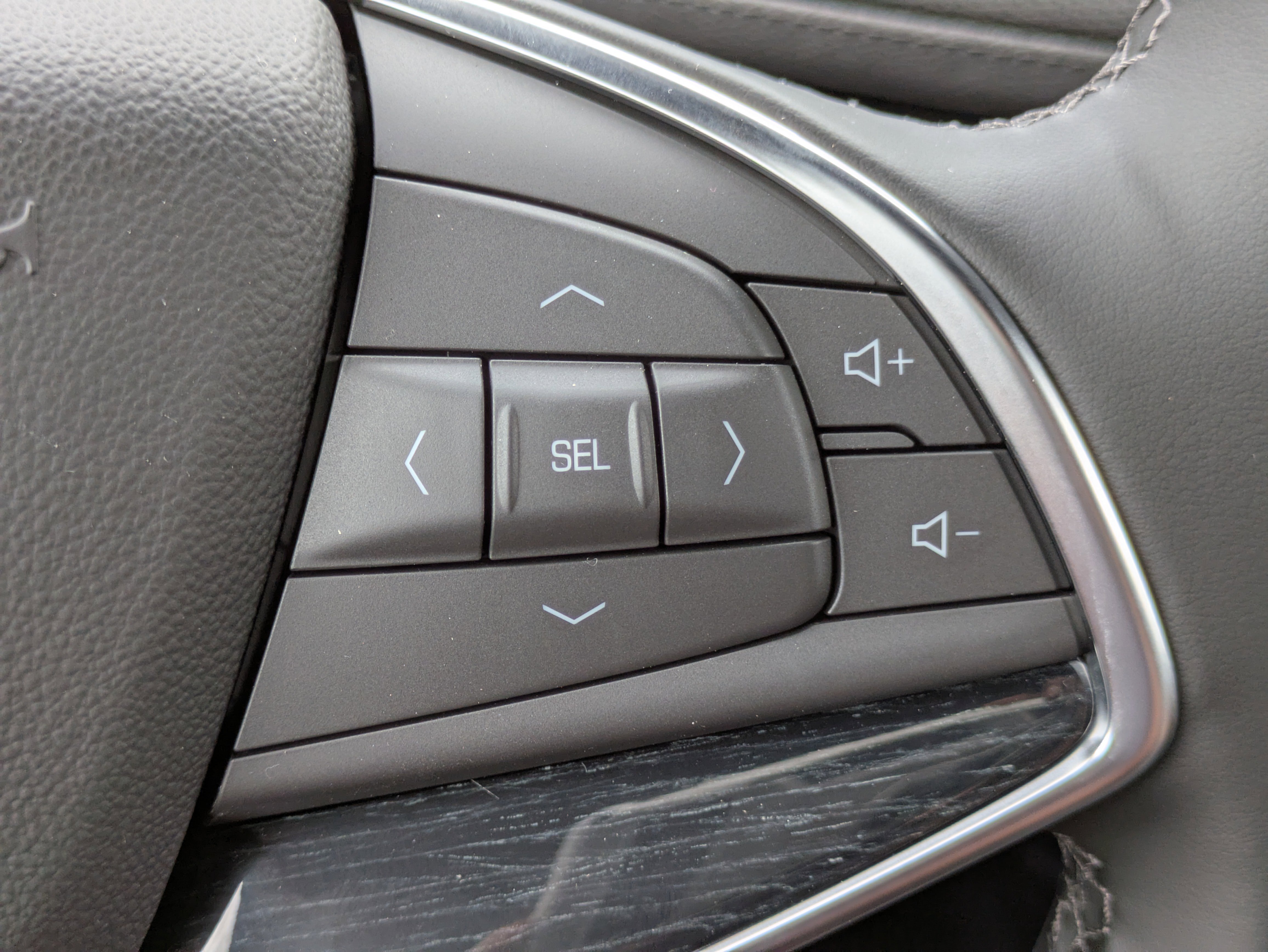 New 2025 Cadillac XT5 Premium Luxury w/ Technology Package FWD image 16