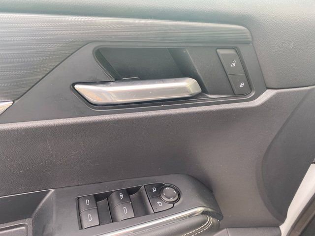 Used 2025 GMC Acadia Elevation image 20