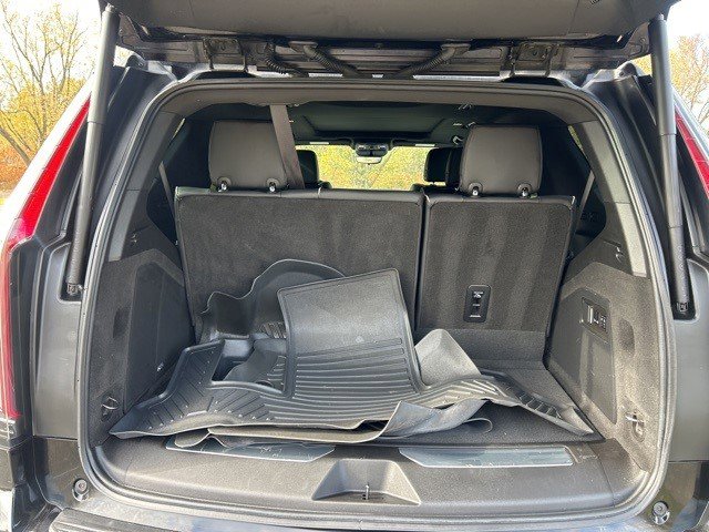 Certified 2023 Cadillac Escalade Premium Luxury image 6